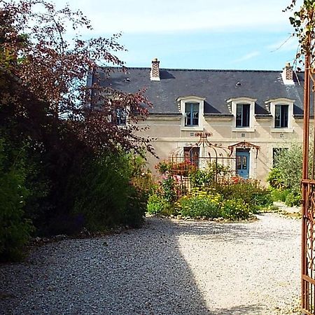 Les Roses De Montherlant Luaran gambar